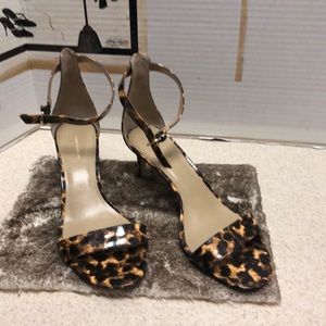 Ann Taylor animal print heels 9M